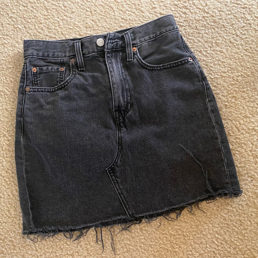 Levi’s women’s demin skirts